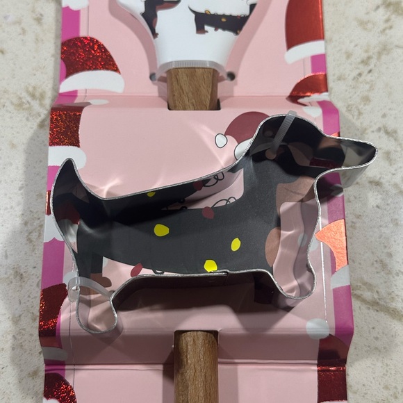 The Bakeshop Christmas Dachshund Rubber Spatula & Cookie Cutter Set *BNWT* - Picture 4 of 4
